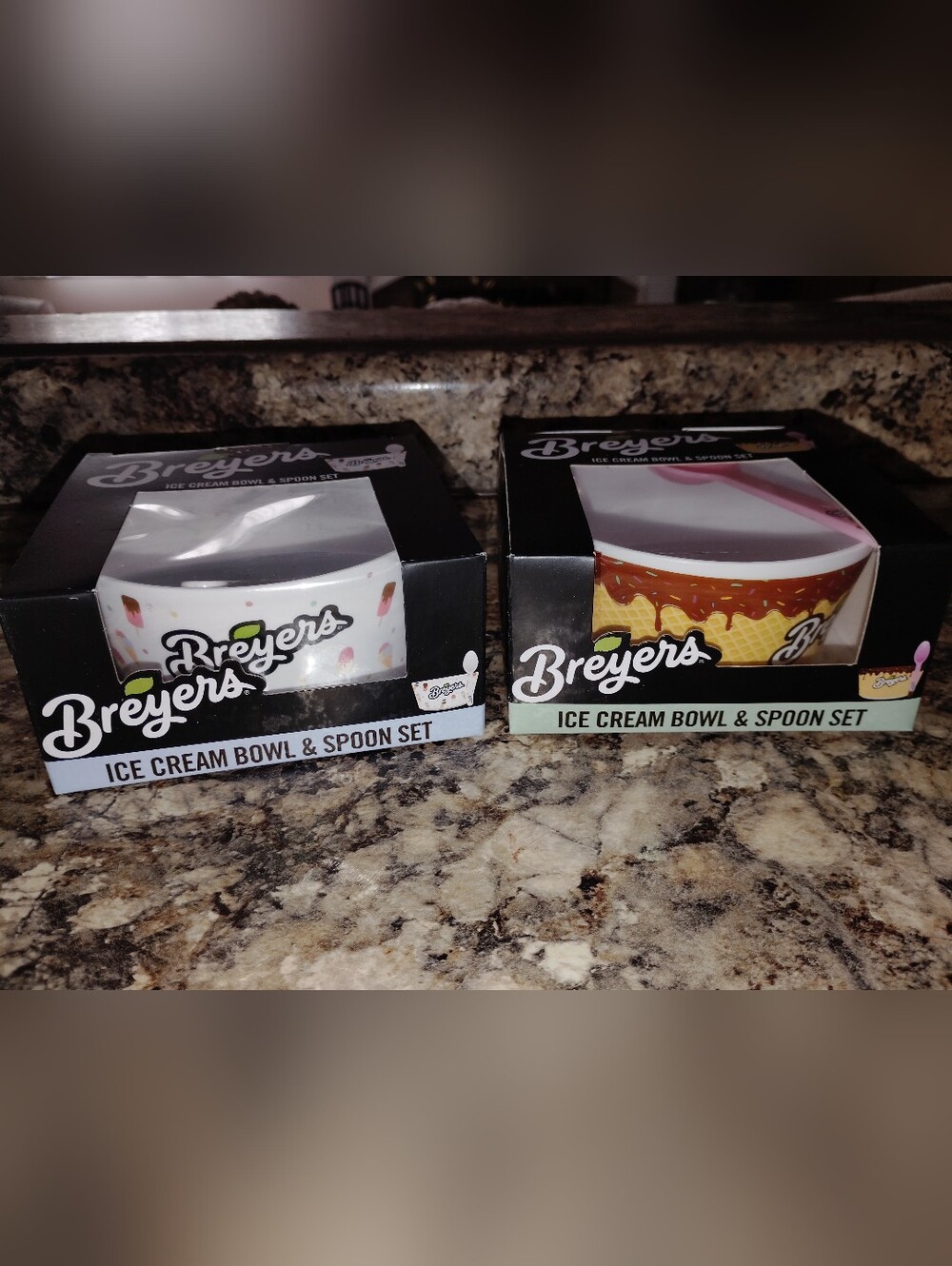Breyer White Ice Cream Bowl & Spoon Set - Decorative Dessert Bowls. New